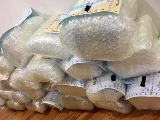 Quy cách đóng gói quần áo khi ship COD chủ shop nên biết ngay!