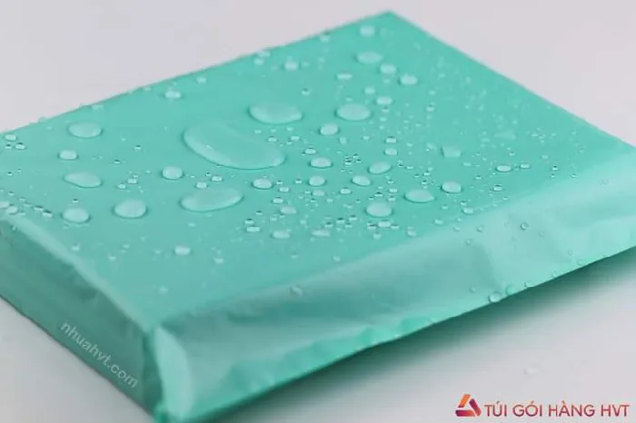 sử dụng túi đóng hàng để đóng gói gửi bưu điện