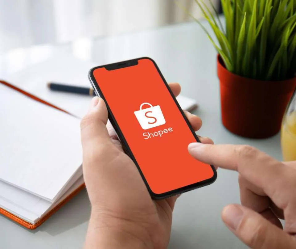Săn mã giảm giá của Shopee cùng Nhựa HVT