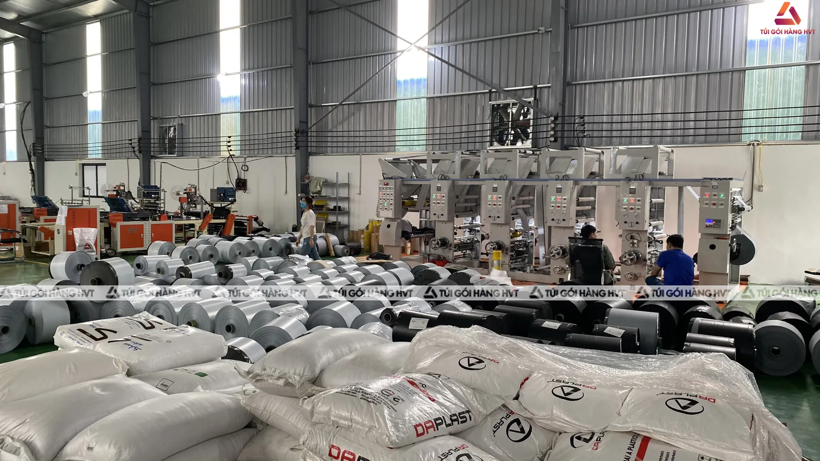 Dây chuyền sản xuất túi in logo hiện đại