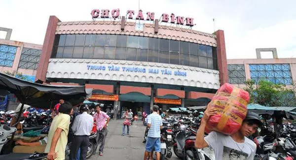 Cách lấy hàng quần áo bán online tại chợ Tân Bình