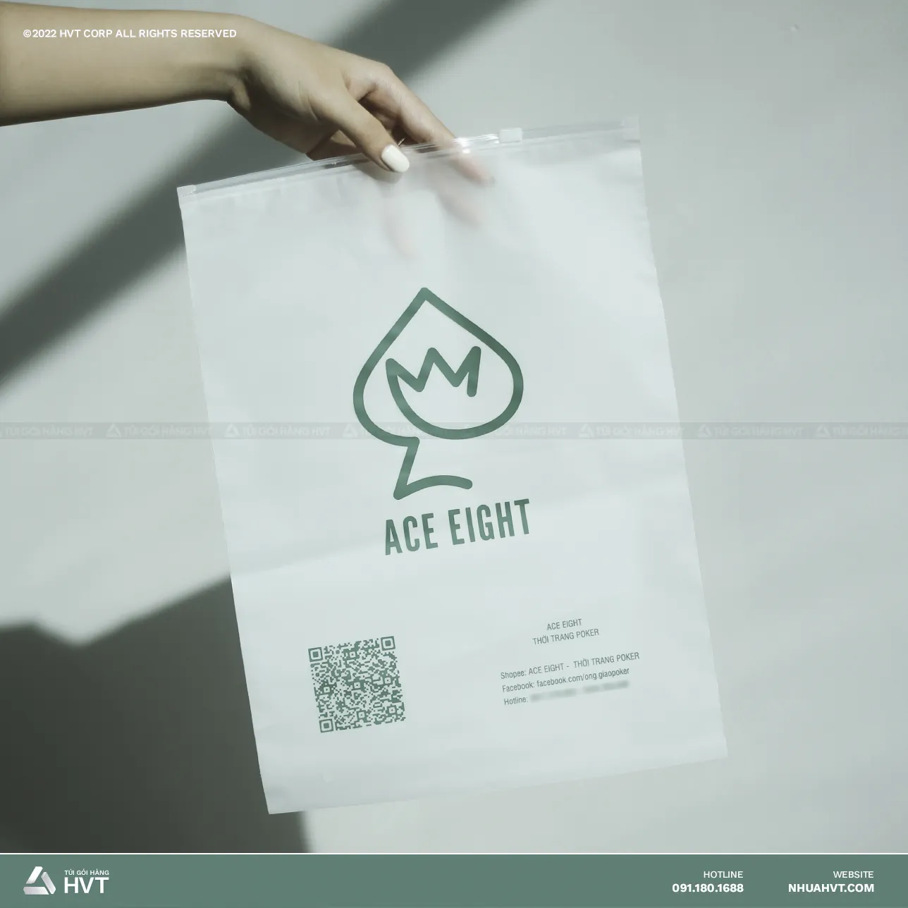 Túi zip lụa mờ khóa kéo in logo thương hiệu Luxman