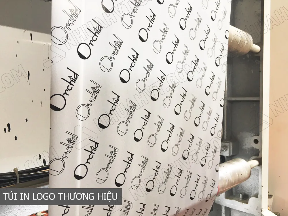 Túi gói hàng niêm phong trắng in logo thương hiệu